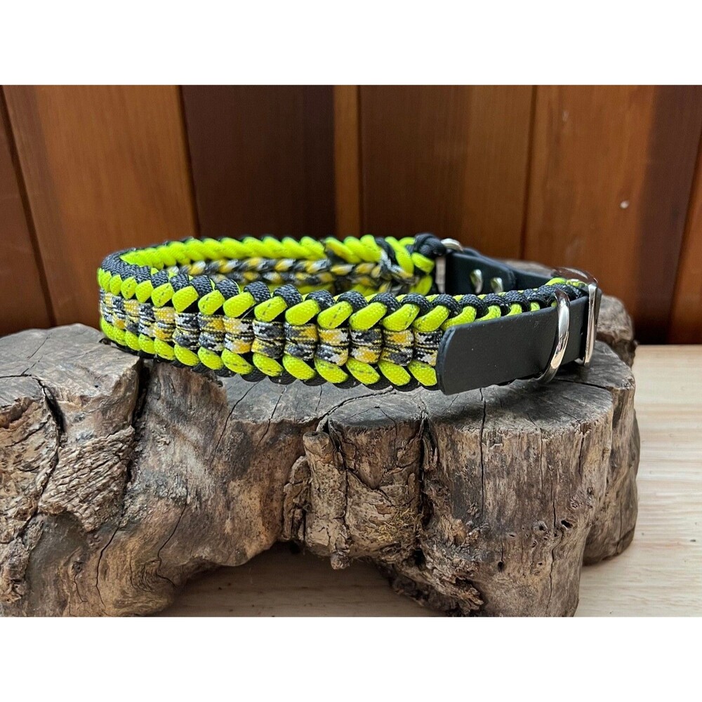 Fits 15-17 in. Neck Size, Adjustable Biothane & Paracord Dog Collar HANDMADE NEW